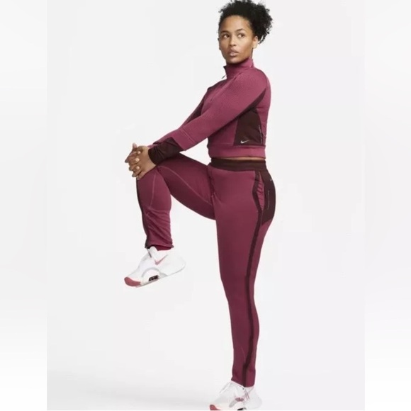 Nike Therma-FIT ADV City Ready High Rise Pants Size Small
DV9809 653 Nwt - Picture 1 of 9